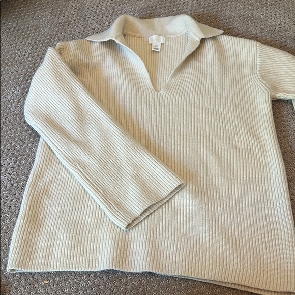 H&M Cream Ribbed Sweater - Picture 2 of 2